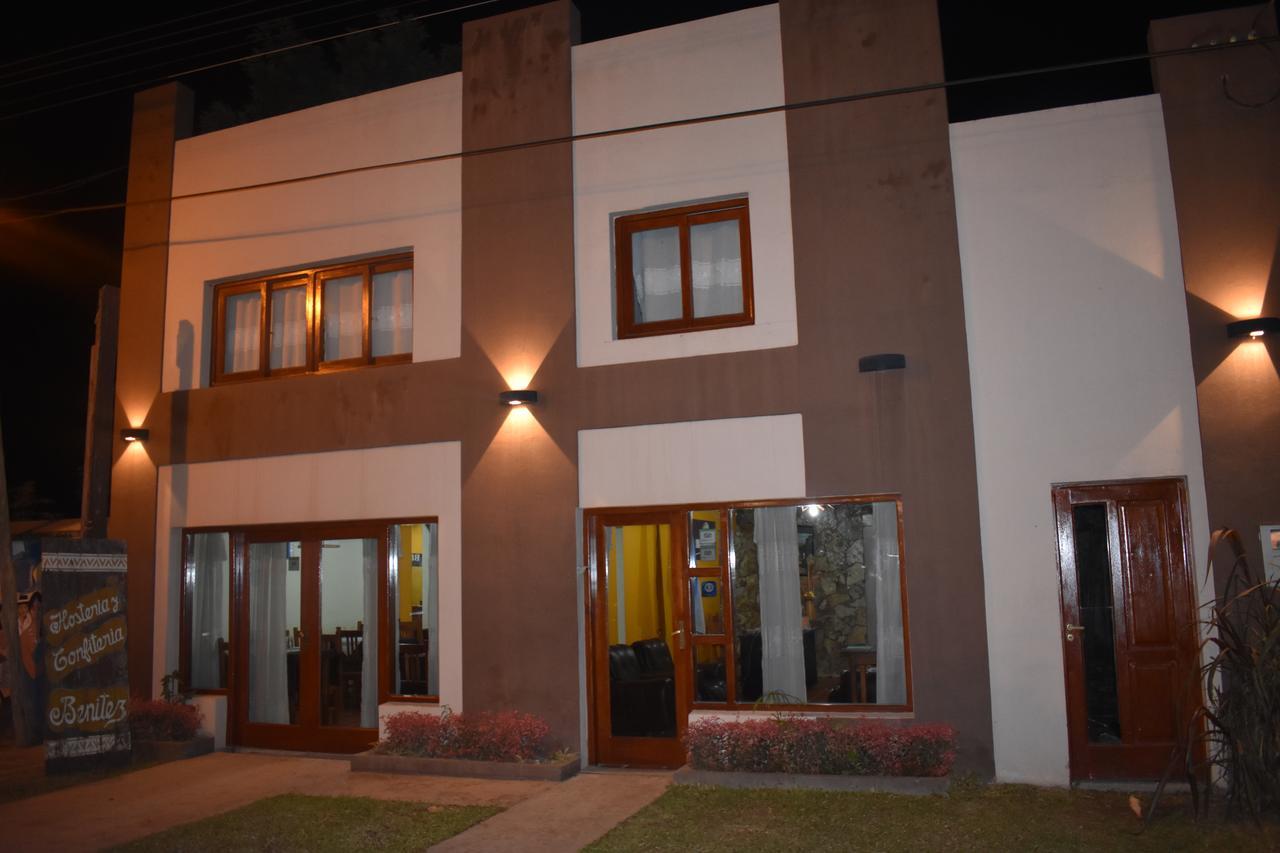 Calilegua Benitez Hosteria מראה חיצוני תמונה